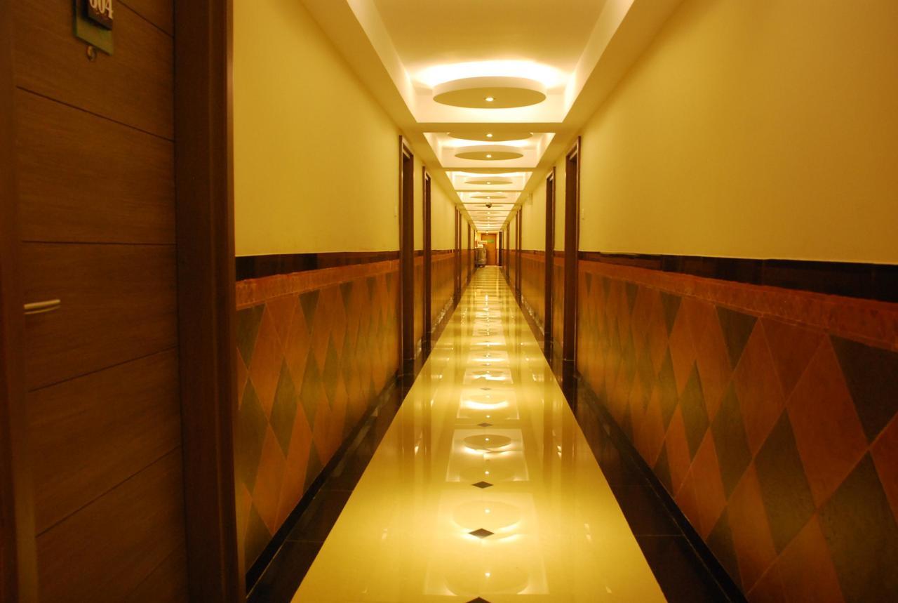 Clinton Park Inn Velankanni Exterior foto